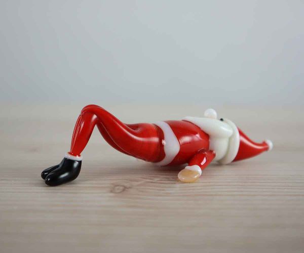 Glasfigur Yoga Weihnachtsmann