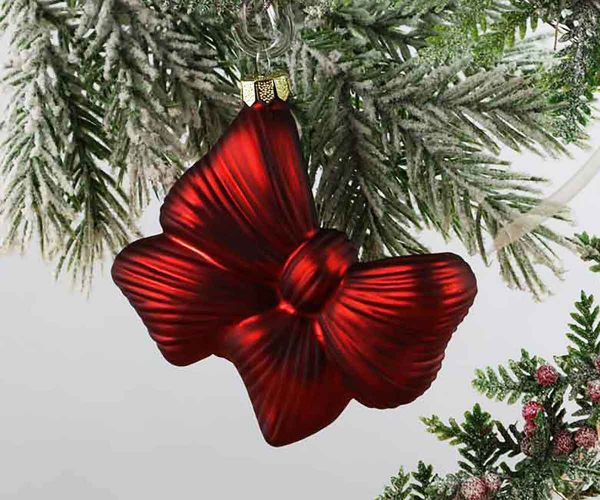 Weihnachtskugel rote Schleife