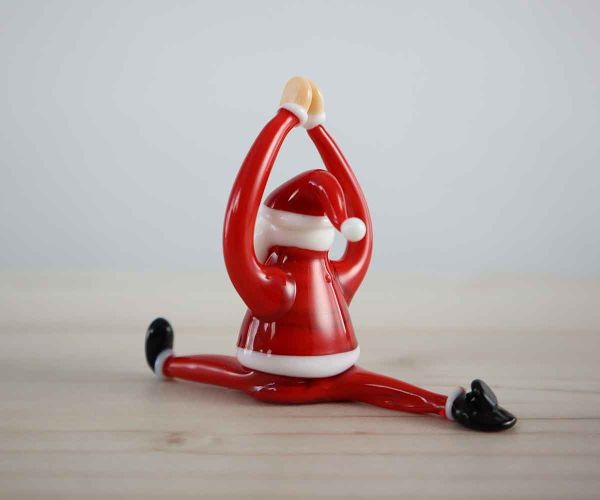 Glasfigur Yoga Weihnachtsmann