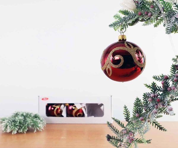 3 Christbaumkugeln Ochsenblut mit Dekor Ø 8 cm