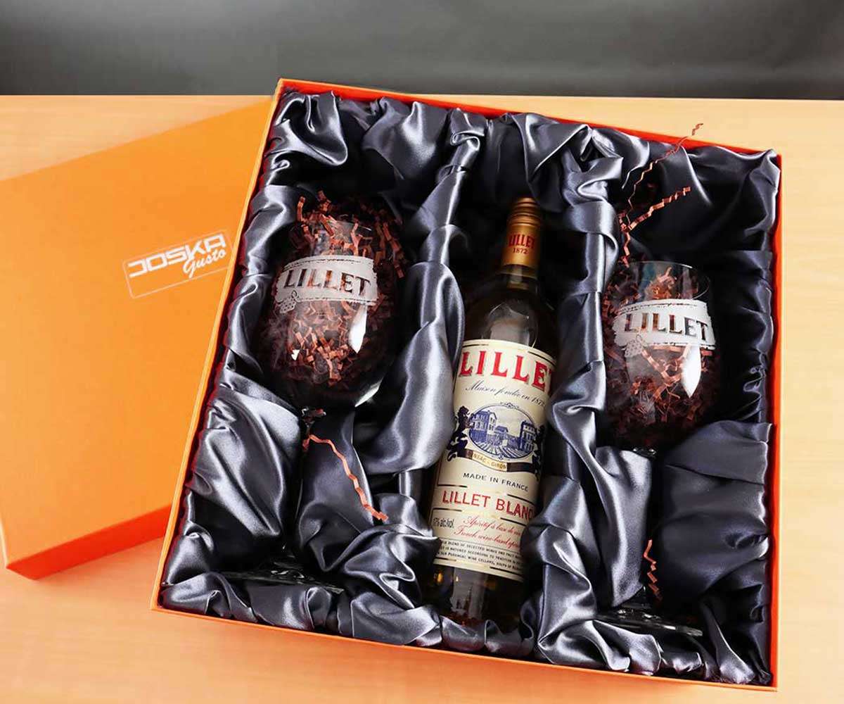 Lillet Gläser und Flasche im Geschenkset der Serie Gusto