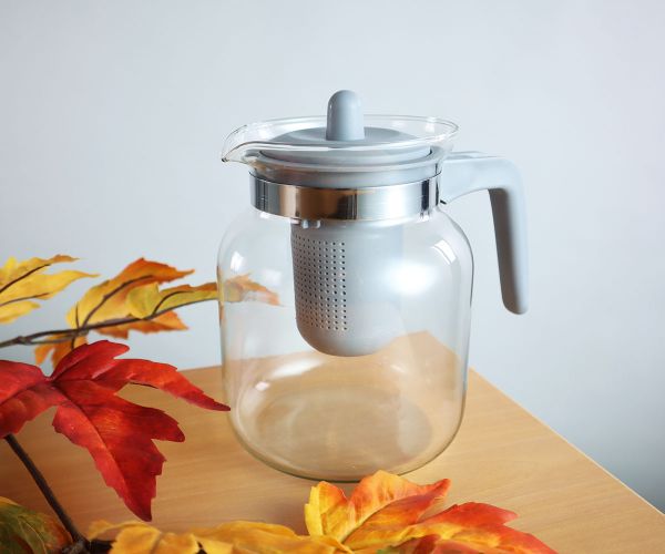 Teekanne 1,5 Liter mit grauem Einsatz