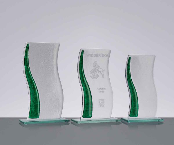 Kristall-Trophäe mit Farbglas-Elementen (grün)