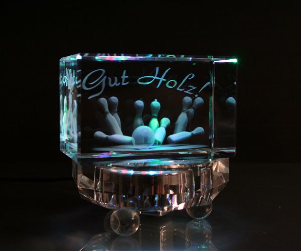 3D-Laserwürfel Gut Holz