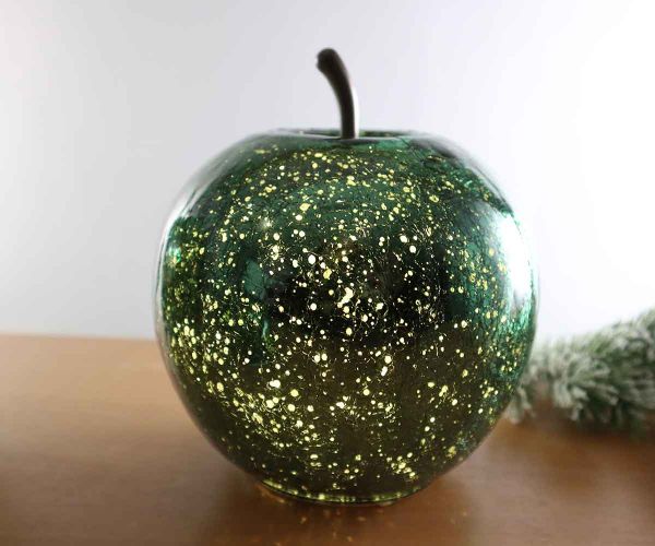 Apfel in metallic grün aus Glas inkl. Lichterkette