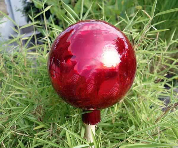 Rosenkugel rot