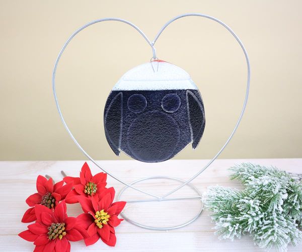Pinguin aus buntem Kristallglas zum Aufhängen