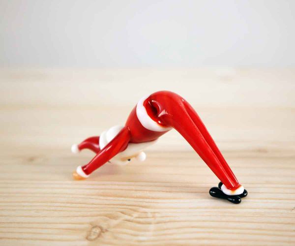 Glasfigur Yoga Weihnachtsmann