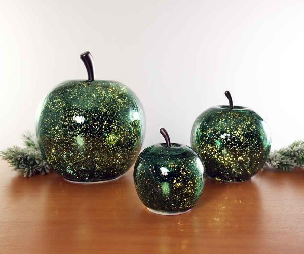 Apfel in metallic grün aus Glas inkl. Lichterkette