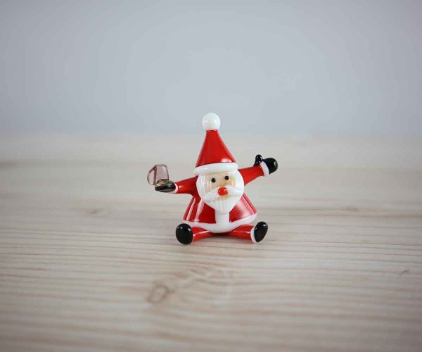 Glasfigur Weihnachtsmann mit Glühwein