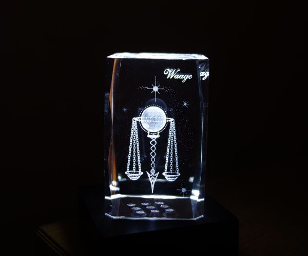 3D-Laserwürfel Waage