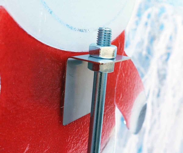 Großes Rentier mit buntem Schal aus Kristallglas