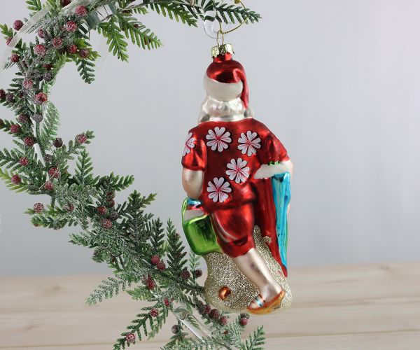 Weihnachtskugel Santa am Strand