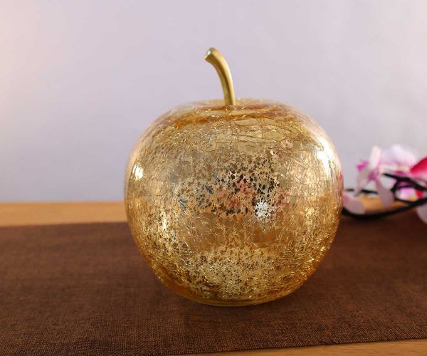 Goldener Apfel aus Glas inkl. Lichterkette