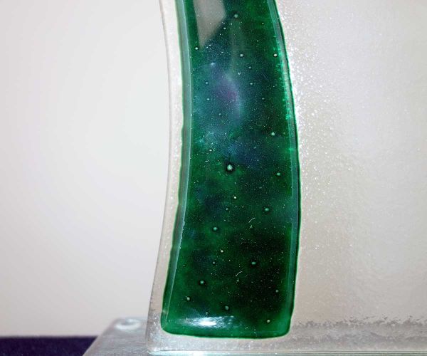 Kristall-Trophäe mit Farbglas-Elementen (grün)