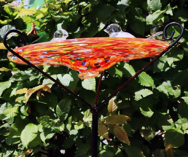 Orange-Bunte Vogeltränke aus Glas